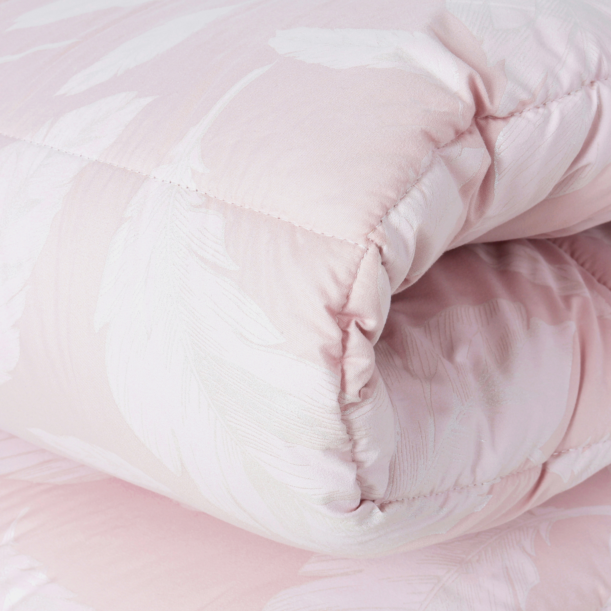 Trapunta Matrimoniale Perla 260x270 cm con Cuscino Coordinato – Raso di Microfibra Jaquard Morbidissimo, Imbottitura 350 g/m² – Collezione Autunno Inverno – Prodotto Italiano