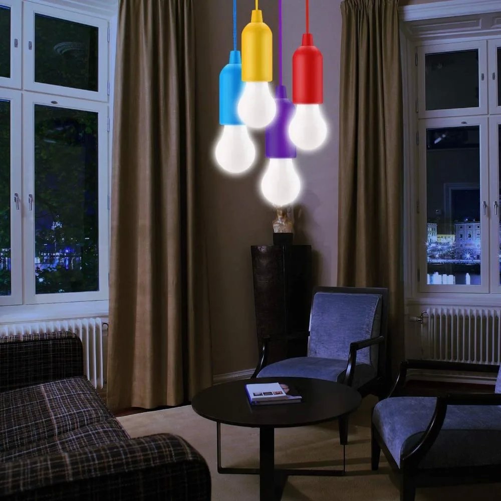 Lampadine con Cavo Colorato e Accensione a Strappo