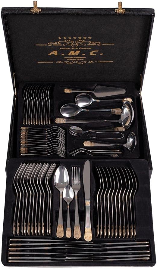 AMC Set di posate ed accessori per 12 persone realizzati in acciaio inox 18/10 lucido con manici decorati con una trama greca in stile luxury